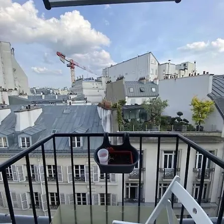 Studio 9M2 Champs Élysées Arc de Triomphe75008 Paris-2